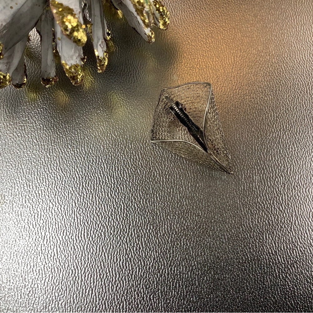 Antique mesh calla Lily sterling brooch pin